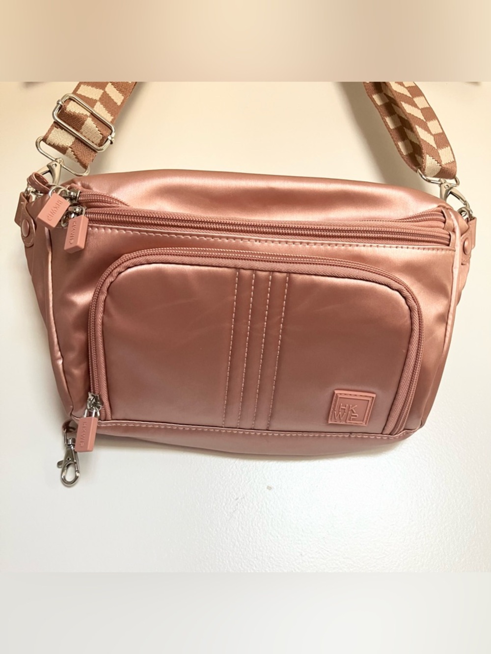 IHKWIP Carry Your Confidence Anti Theft Sling Crossbody Metallic Rose Gold Purse